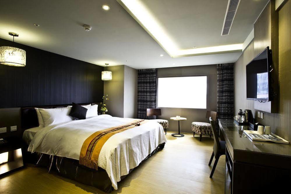 Hub Hotel Kaohsiung Yawan Branch Exterior photo
